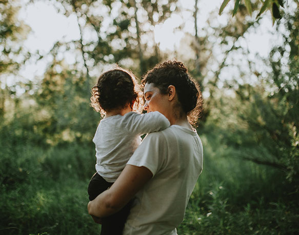 Making children visible in the picture of family violence